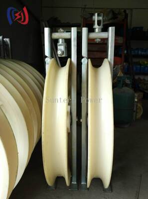 822mm Sheave 30KN Rated Load Conductor Stringing Block with Three Groove Material Options for Overhead Line Stringing
