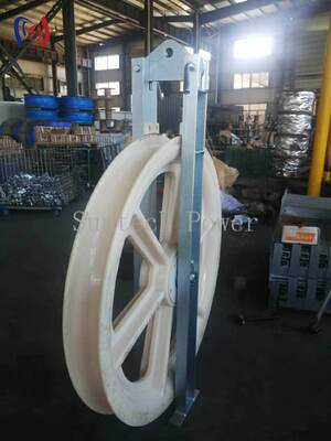 822mm Sheave 30KN Rated Load Conductor Stringing Block with Three Groove Material Options for Overhead Line Stringing