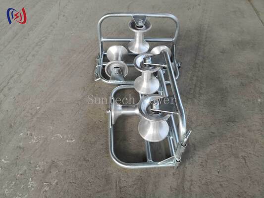 Heavy Duty 10KN Rated Load Corner Ground Roller Tri-Sheave for Smooth Cable Pulling and Corrosion Resistance in Ducts