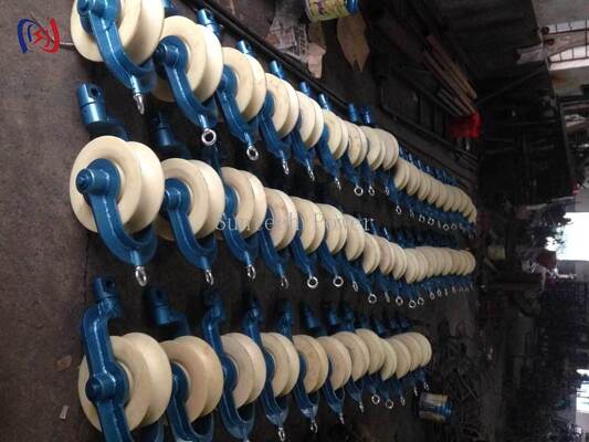 Heavy Duty Hold Down Wire Block with 10-40KN Rated Load and Corrosion Resistant for Dead Ending Overhead Power Lines