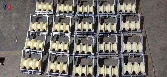 Professional Three Sheaves Stringing Block for Simultaneous Pulling of Three Phase Conductors with 5KN Rated Load and Nylon Sheave