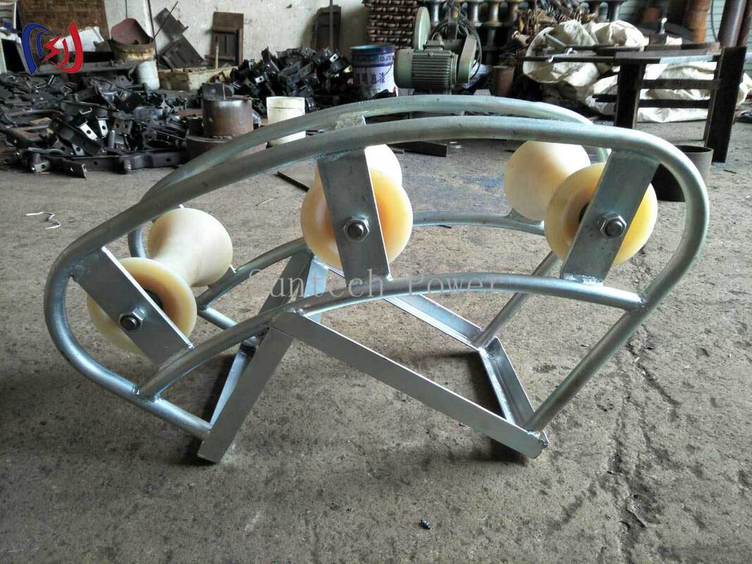 Cable Pithead Roller with 10-20KN Rated Load for 130-200mm Cable Diameter in Manhole Cable Entry Applications